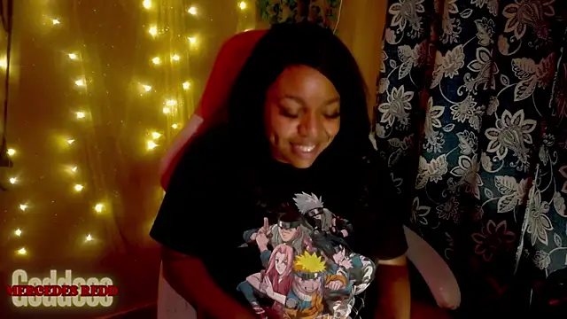 Snapshot of Goddess_MercedesRedd chatting on July 24, 2026, 4:16 pm Goddess MercedesRedd online show from July 24, 2026, 4:16 pm