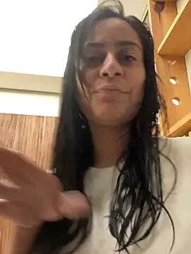 Geovana blan online show from March 22, 2026, 12:03 am