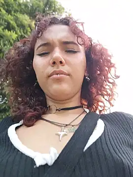 Isabella Stark online show from April 13, 2026, 7:30 pm