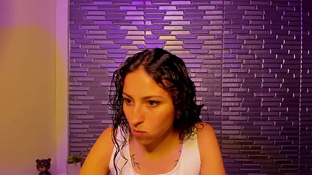 Ana maria 08 online show from March 25, 2026, 2:23 pm