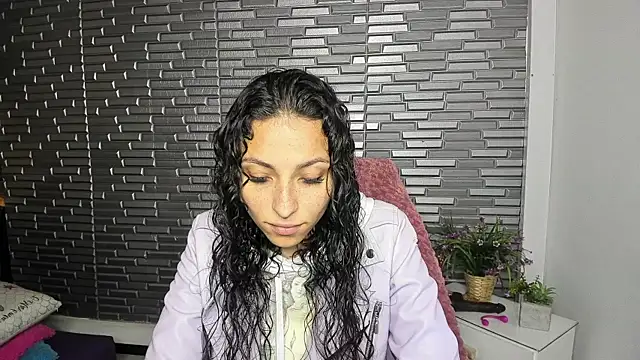 Ana maria 08 online show from April 16, 2026, 2:29 pm