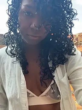 maryjane ebony online show from April 22, 2026, 5:58 pm