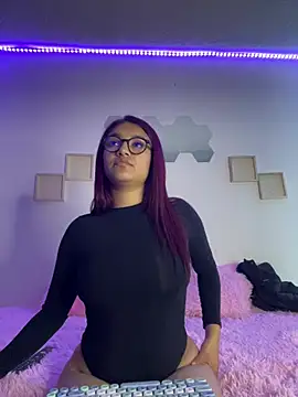 Daliila 11x online show from April 22, 2026, 3:31 am