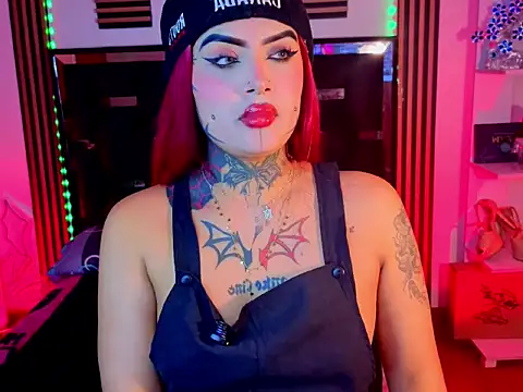LauriInk1 online show from April 3, 2026, 2:09 am