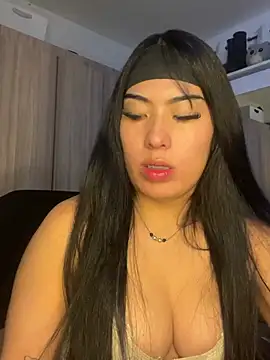 Snapshot of Jade-Naughty chatting on August 1, 2026, 10:19 pm Jade-Naughty online show from August 1, 2026, 10:19 pm
