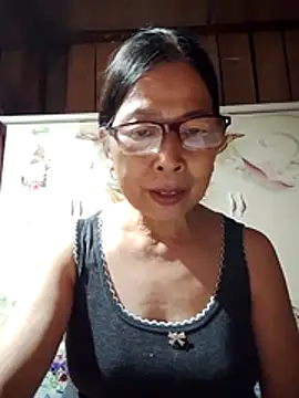 Snapshot of Sky-rain98 chatting on May 28, 2026, 2:47 pm Sky-rain98 online show from May 28, 2026, 2:47 pm