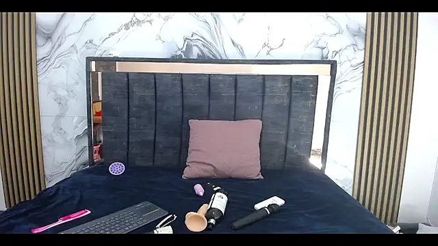 Mohana girls sexy online show from April 7, 2026, 4:02 am