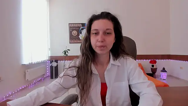 Ellina Star online show from May 15, 2026, 8:21 am