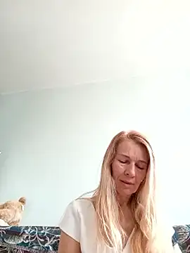 ViktoriaSexi1 online show from March 27, 2026, 7:03 am