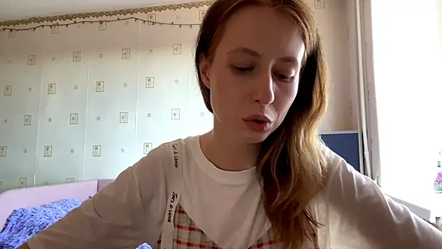 AlesiaGurevich online show from August 3, 2026, 1:27 pm