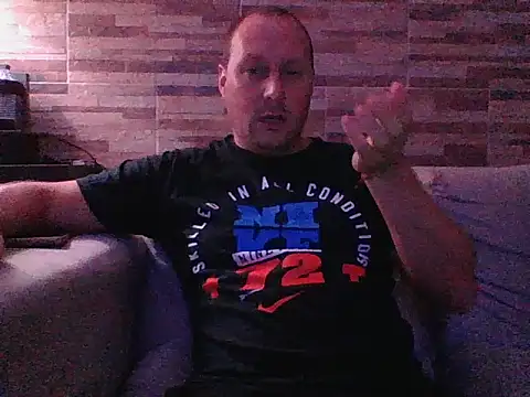 lustonfan online show from March 11, 2026, 2:17 am