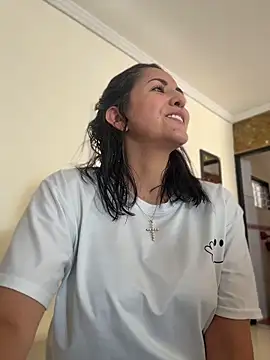 Snapshot of SamanthaWalker_ chatting on May 21, 2026, 2:13 pm SamanthaWalker online show from May 21, 2026, 2:13 pm