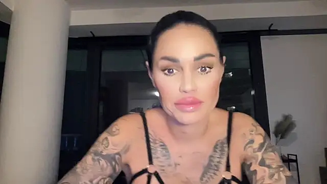 AMBER HARD online show from March 19, 2026, 10:14 pm