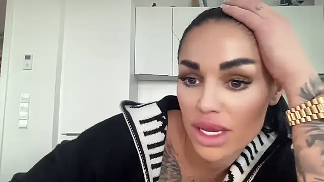 AMBER HARD online show from March 24, 2026, 4:56 pm