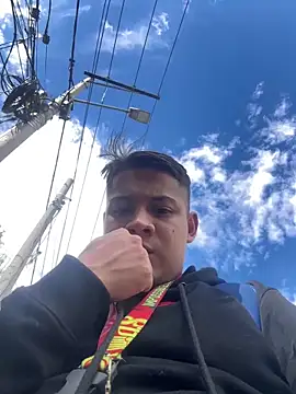 OliverTabordaa online show from April 8, 2026, 7:36 pm