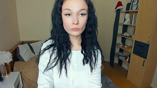 LynnCiprian online show from March 14, 2026, 7:08 pm