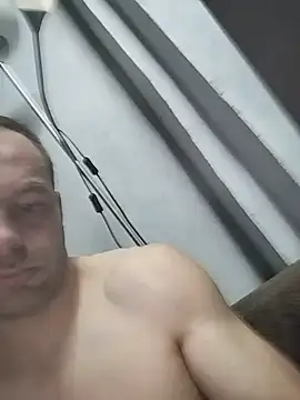 Snapshot of MatusCaddy chatting on May 15, 2026, 11:23 pm MatusCaddy online show from May 15, 2026, 11:23 pm