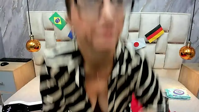 Snapshot of Milf_Drip chatting on June 20, 2026, 12:41 pm Milf Drip online show from June 20, 2026, 12:41 pm