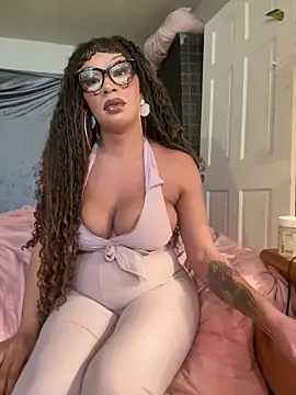 Riasvenenoo online show from April 19, 2026, 6:10 pm