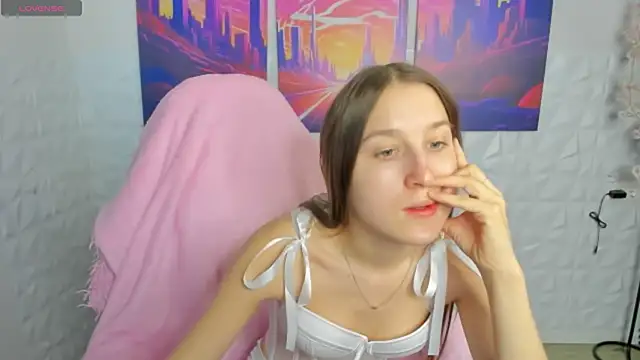 Xenia paradise online show from April 29, 2026, 12:48 am