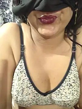 Funcouple0069 online show from April 20, 2026, 1:58 pm