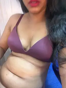 Snapshot of munni-munni6767 chatting on May 14, 2026, 6:26 pm munni-munni6767 online show from May 14, 2026, 6:26 pm