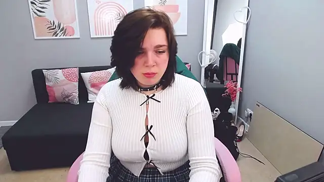 DanielaHot4u online show from April 19, 2026, 6:56 am