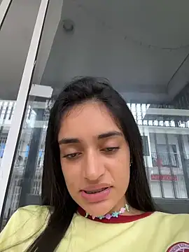 leilani X online show from June 1, 2026, 1:35 pm