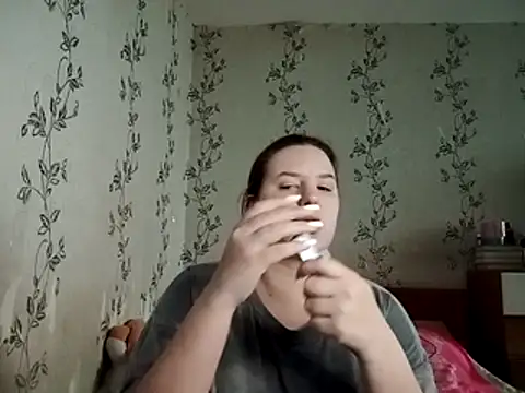 Snapshot of symmetryinvoid chatting on March 25, 2026, 6:52 am symmetryinvoid online show from March 25, 2026, 6:52 am