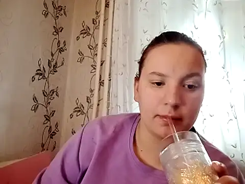 Snapshot of symmetryinvoid chatting on April 9, 2026, 4:12 am symmetryinvoid online show from April 9, 2026, 4:12 am