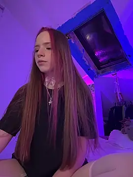 Ameliamoooon online show from April 4, 2026, 7:33 pm