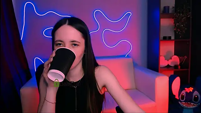 bella dorn online show from June 23, 2026, 12:58 pm
