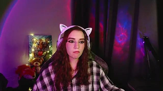 Celia Sensual  online show from June 29, 2026, 8:42 pm
