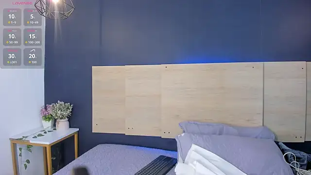 Em1ly jones online show from April 4, 2026, 11:51 am