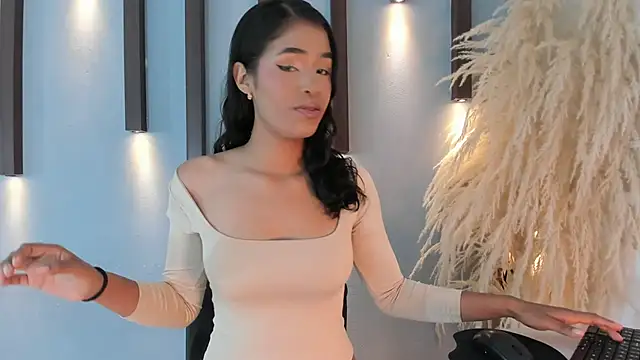 Rachel Jamesx online show from March 28, 2026, 9:25 pm