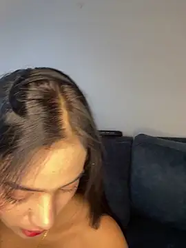 Snapshot of Ariel_blake chatting on June 13, 2026, 1:42 pm Ariel blake online show from June 13, 2026, 1:42 pm