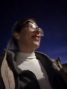 ManuelaX online show from February 16, 2026, 6:37 pm