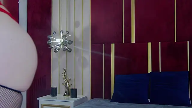 Noir Kitty online show from April 23, 2026, 2:08 pm