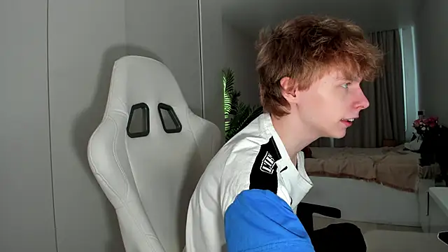 Snapshot of Wawesuc chatting on March 12, 2026, 10:21 am Wawesuc online show from March 12, 2026, 10:21 am