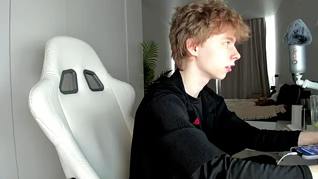 Snapshot of Wawesuc chatting on March 15, 2026, 9:48 am Wawesuc online show from March 15, 2026, 9:48 am