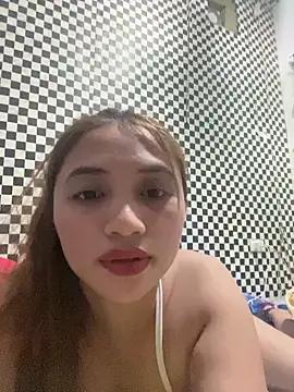 Snapshot of urcutiegelai chatting on July 18, 2026, 12:31 pm urcutiegelai online show from July 18, 2026, 12:31 pm