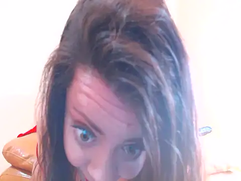 SexyNicolle4u online show from April 5, 2026, 12:02 pm