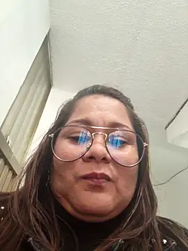 Lia taylor22 online show from April 17, 2026, 10:02 pm