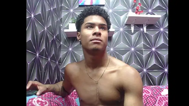 Snapshot of Candykss chatting on May 11, 2026, 8:28 pm Candykss online show from May 11, 2026, 8:28 pm