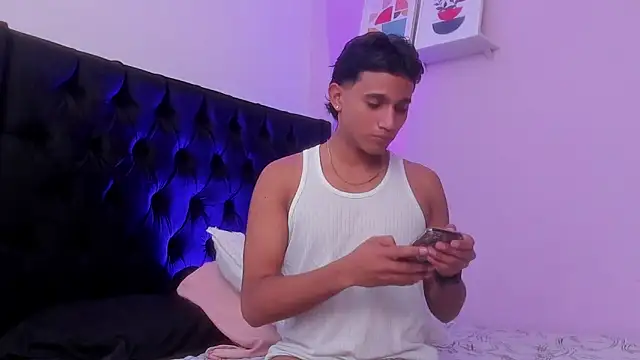 Morgan Bladee online show from May 12, 2026, 4:53 am