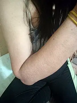 lovely 0078 online show from March 10, 2026, 11:48 am