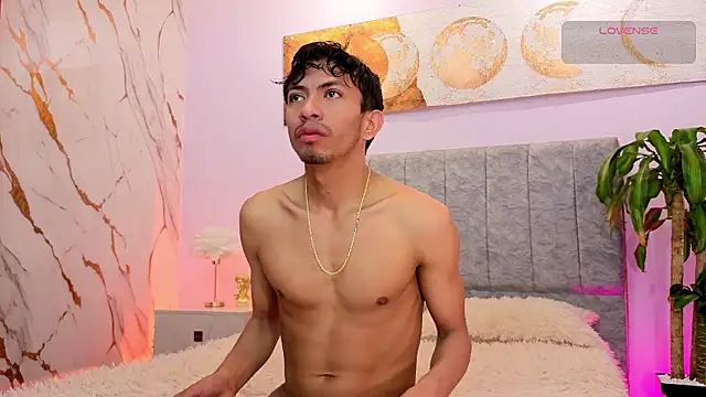 Luchoplayboy online show from March 30, 2026, 12:50 pm