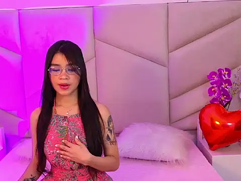 OliviaDiaz online show from March 13, 2026, 7:42 pm