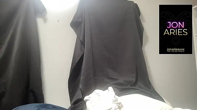 Snapshot of JonAriesxxx chatting on March 27, 2026, 8:08 pm JonAriesxxx online show from March 27, 2026, 8:08 pm
