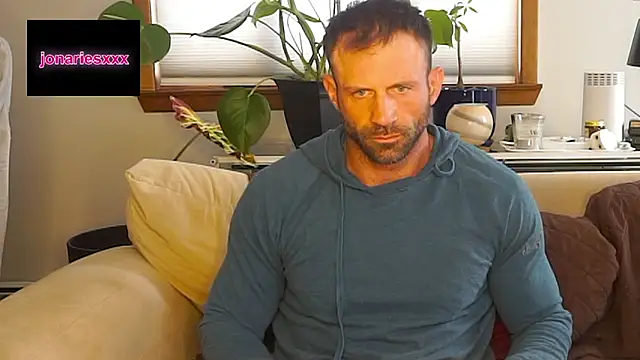 Snapshot of JonAriesxxx chatting on April 12, 2026, 1:16 pm JonAriesxxx online show from April 12, 2026, 1:16 pm